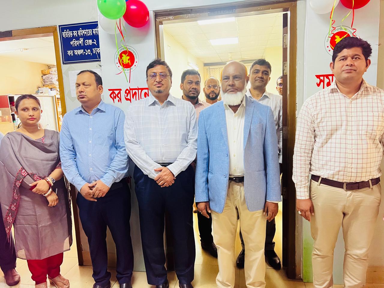 সদস্য মহোদয়ের ই-রিটার্ণ বুথ পরিদর্শন